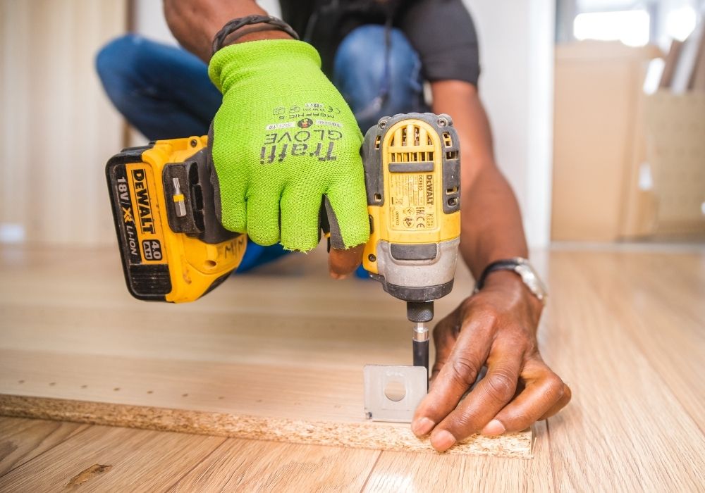 Choose the Right Carpenter for Your Project￼