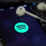 How Does Spotify Count Plays? (All Streaming Rules Explained)