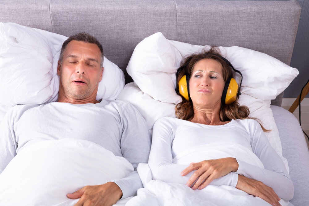 How do Nasal Sprays Help You Prevent Snoring?
