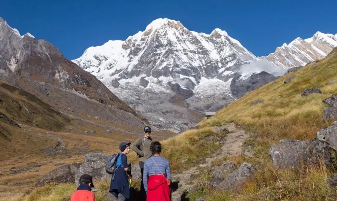 How to Trek ABC in the Fall